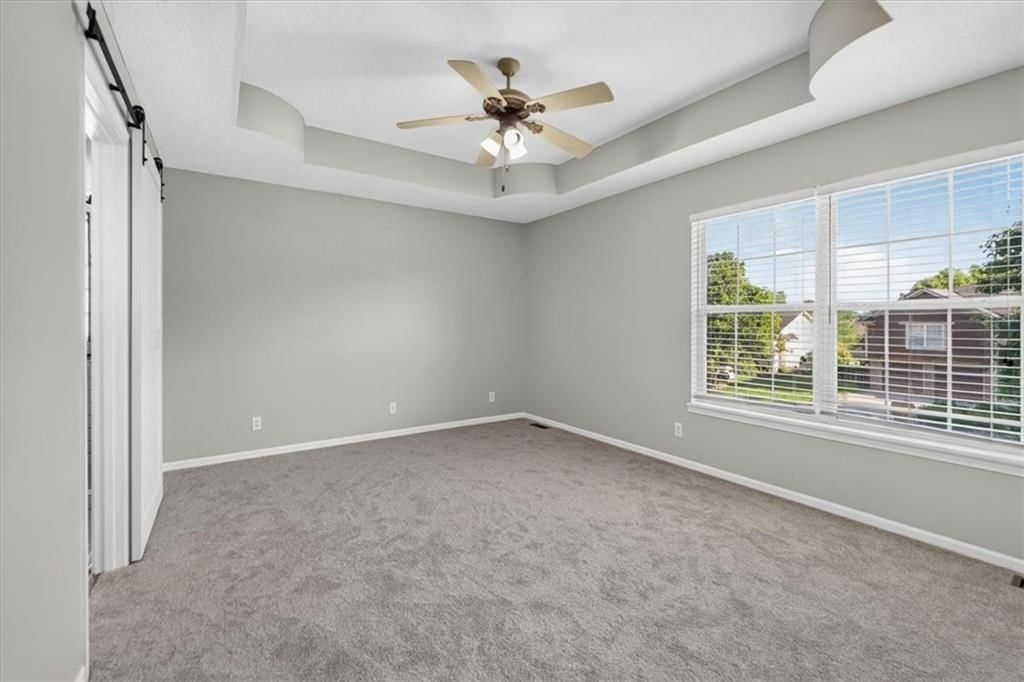 1109 White Oak Court — photo 27