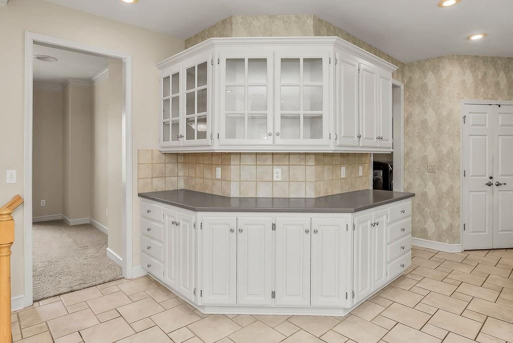 13407 W 72nd Street — photo 11