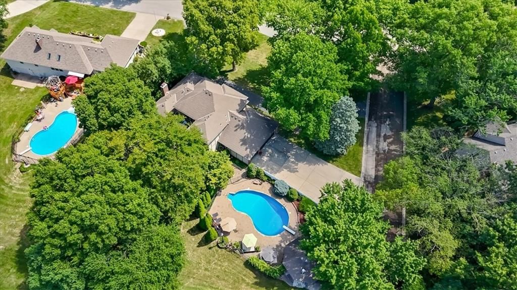 1401 Deer Run Trail — photo 54