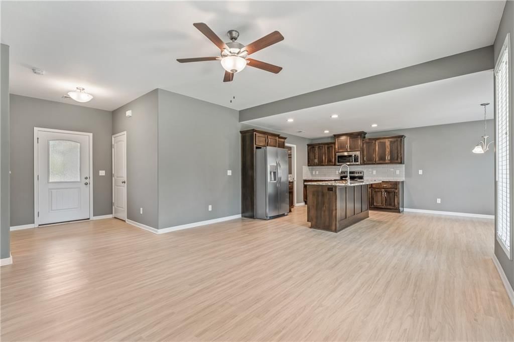 116 N Sivley Street — photo 7