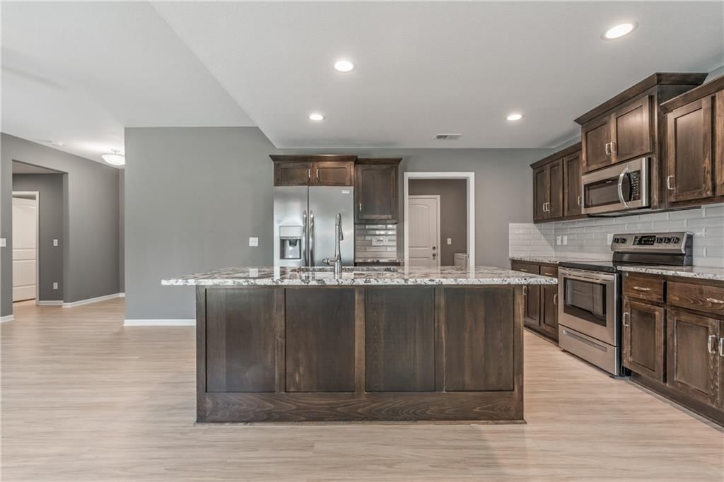 116 N Sivley Street — photo 13