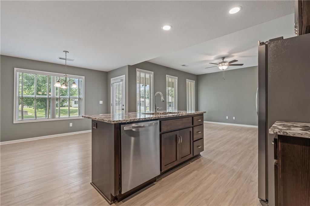 116 N Sivley Street — photo 16