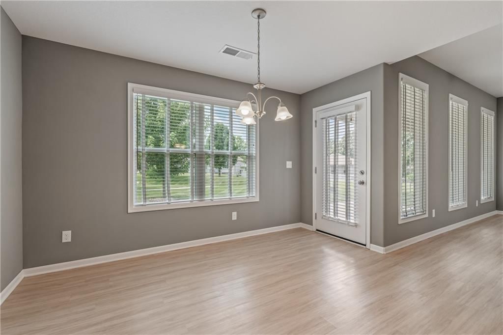 116 N Sivley Street — photo 18