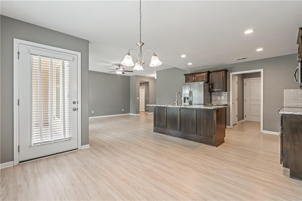 116 N Sivley Street — photo 19