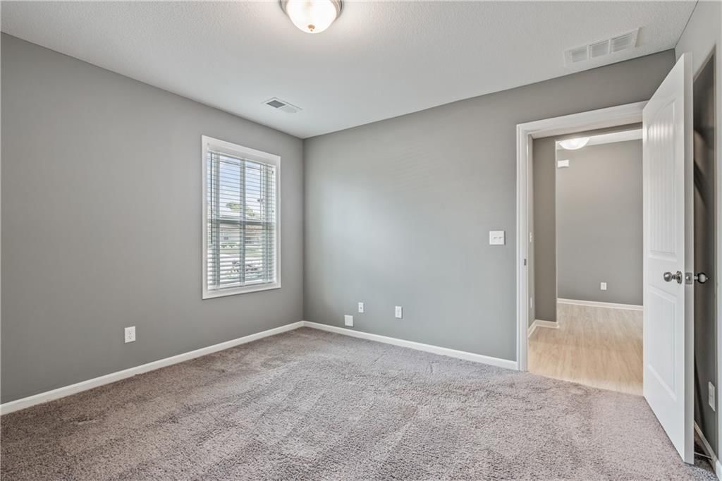 116 N Sivley Street — photo 32