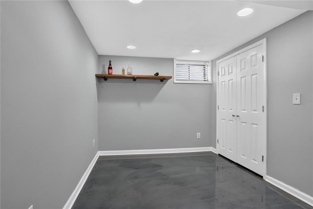 5317 W 50th Terrace — photo 16