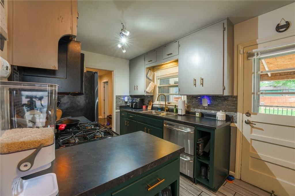 8312 Highland Avenue — photo 19