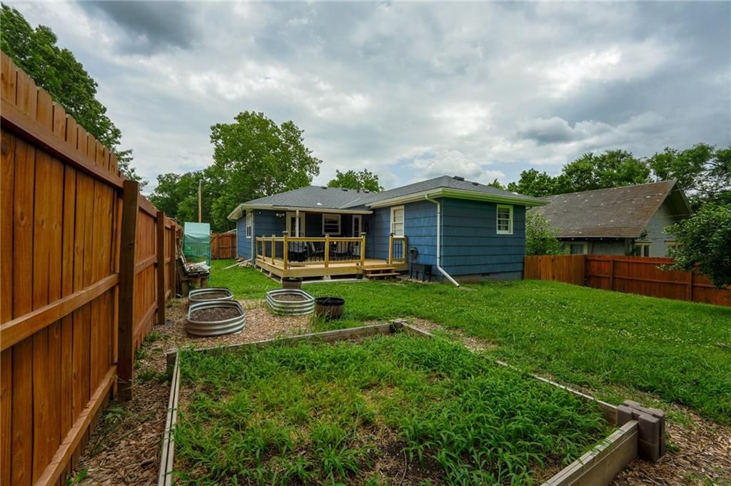 8312 Highland Avenue — photo 23