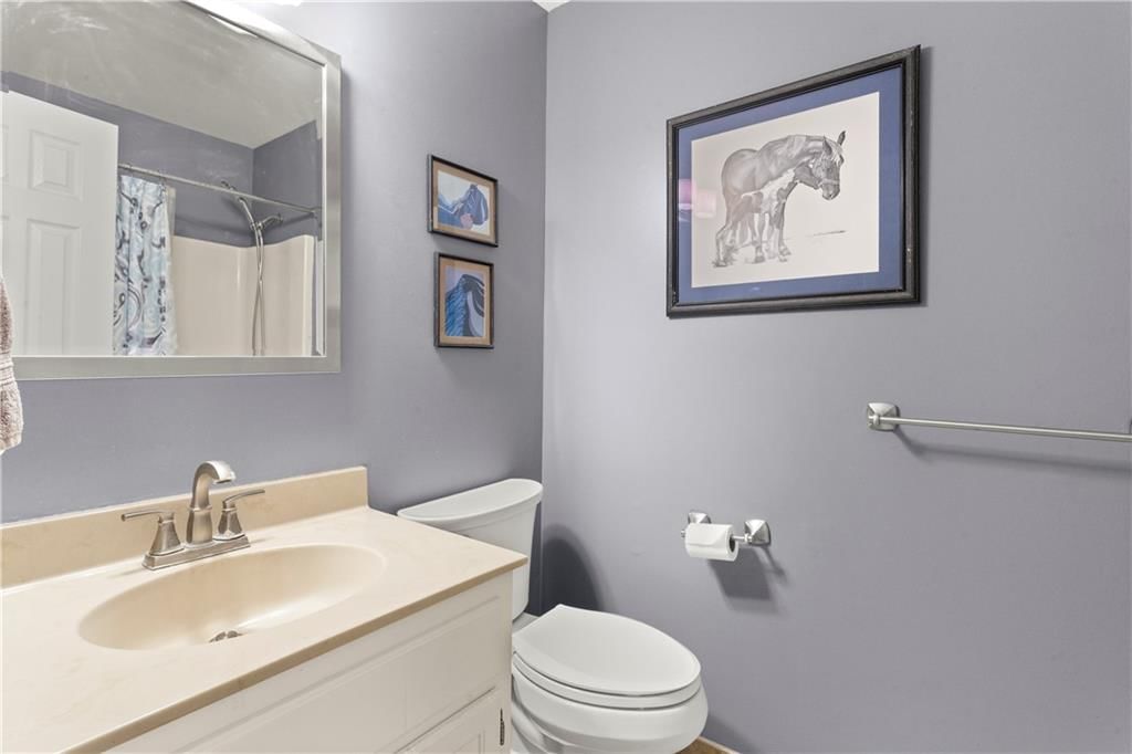 1112 SW 24th Street Court — photo 25