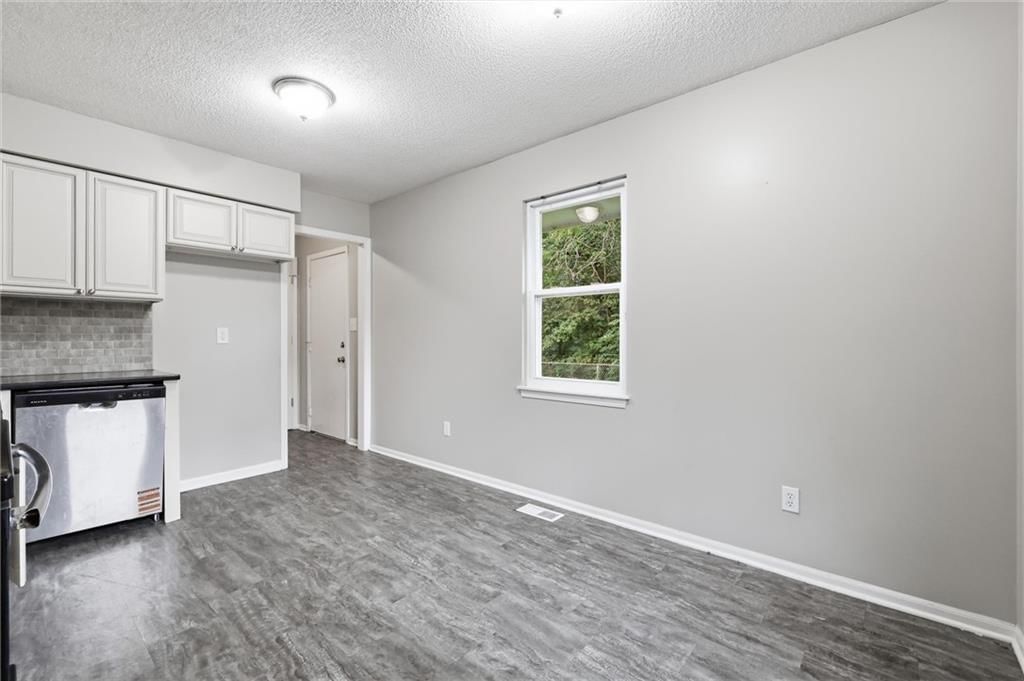 15 Brooks Court — photo 13