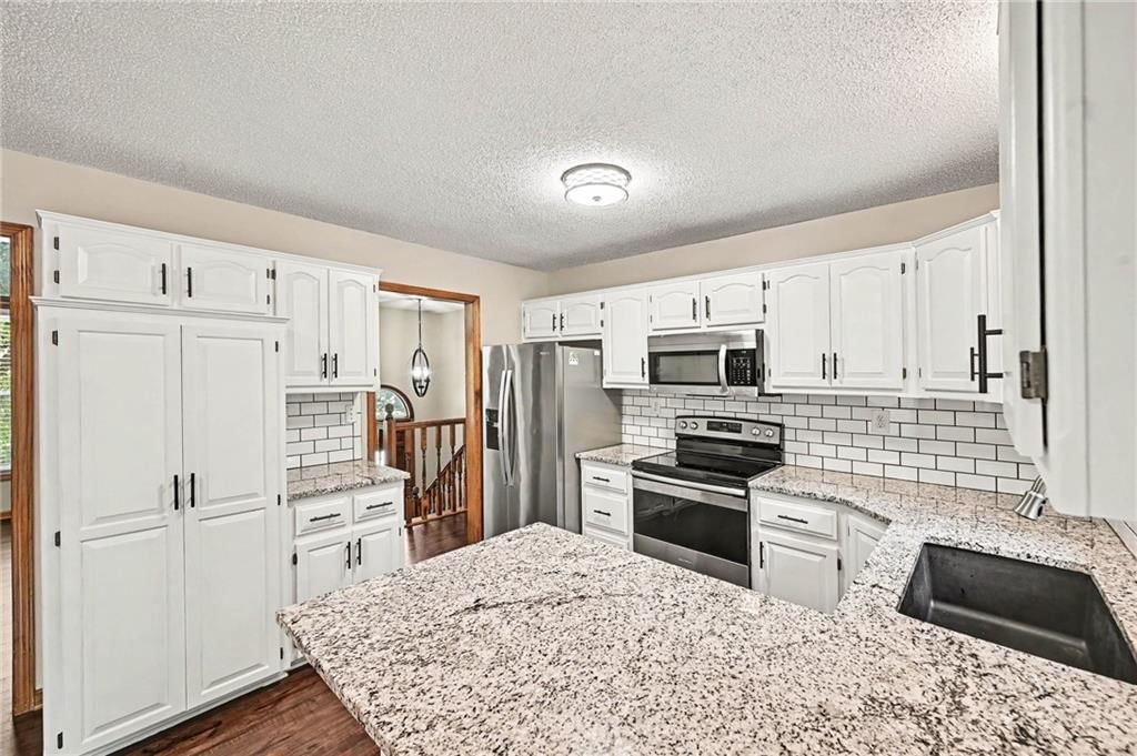 8325 N Allenton Drive — photo 5