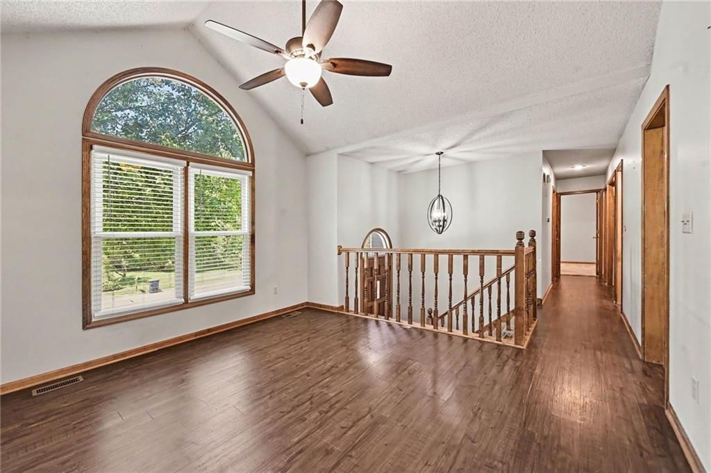 8325 N Allenton Drive — photo 6