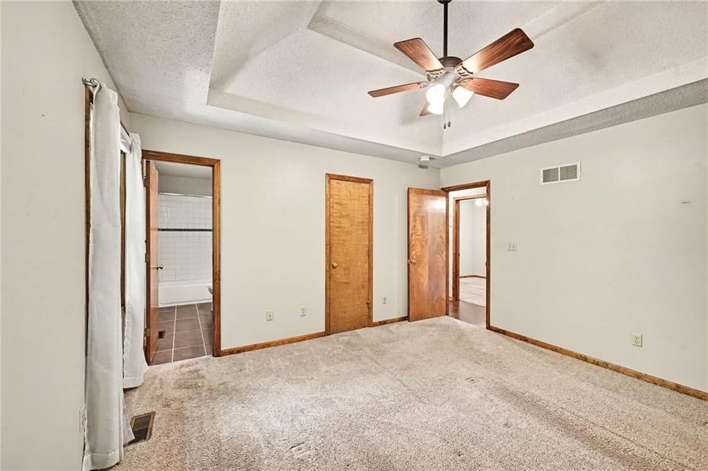 8325 N Allenton Drive — photo 10