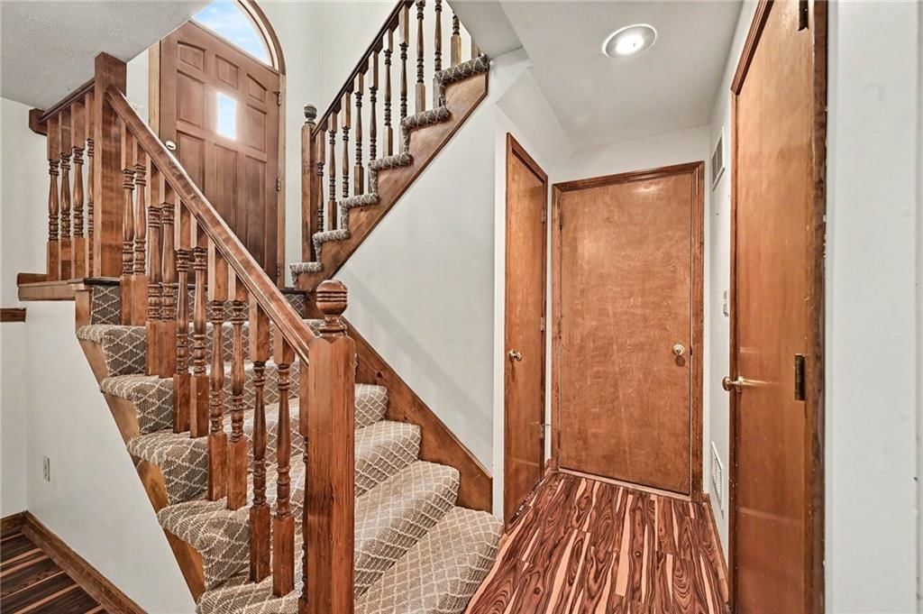 8325 N Allenton Drive — photo 18