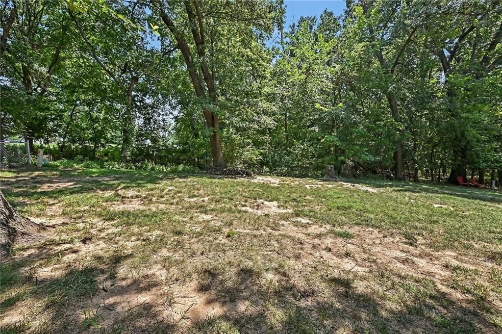 8325 N Allenton Drive — photo 23