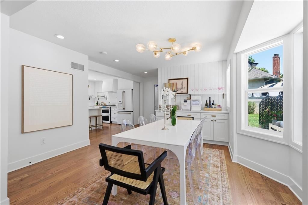 1007 W 113 Terrace — photo 14