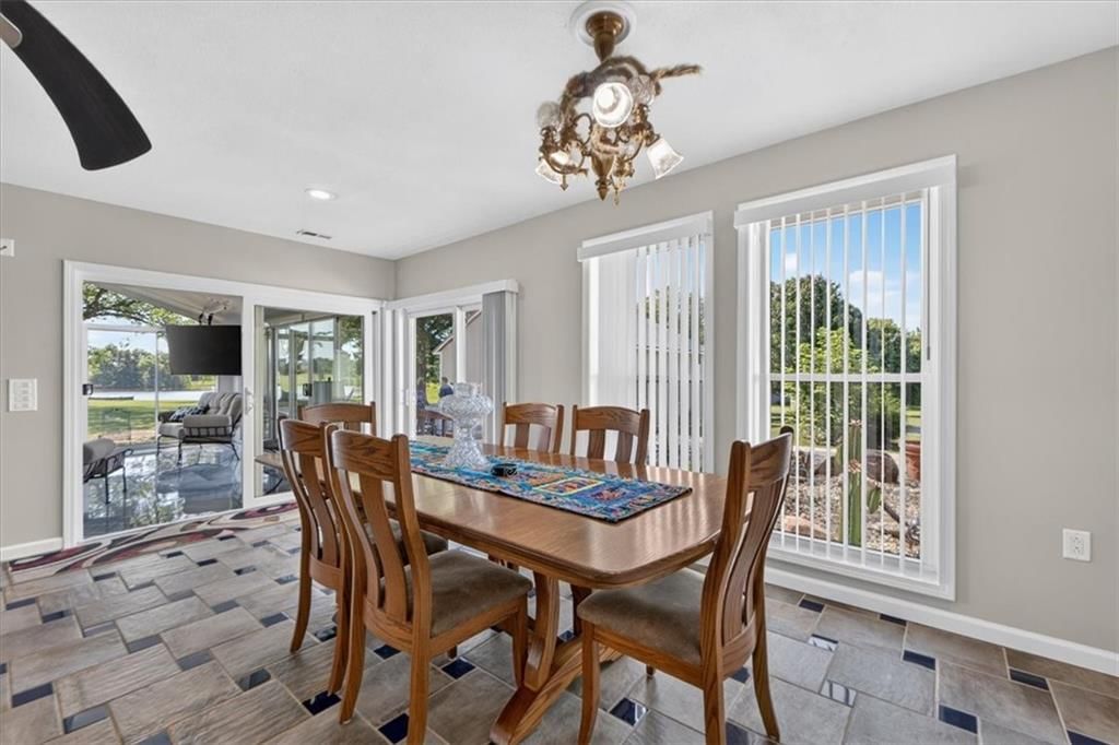 26025 Metcalf Road — photo 19