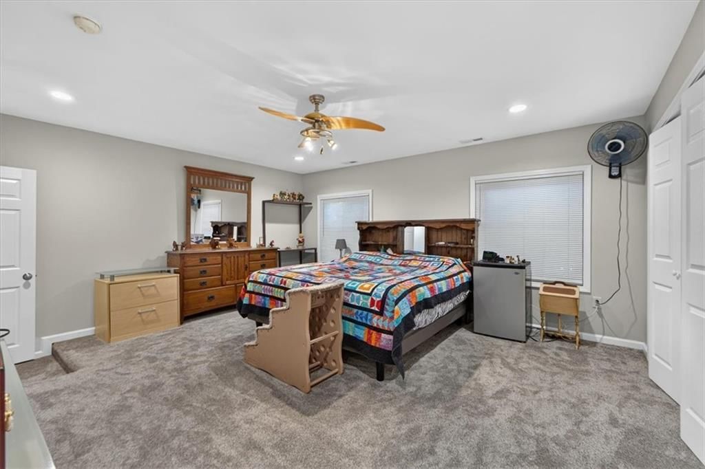 26025 Metcalf Road — photo 35