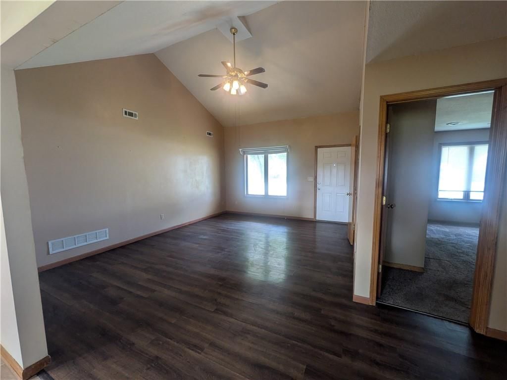 306 S 4th Street — photo 5