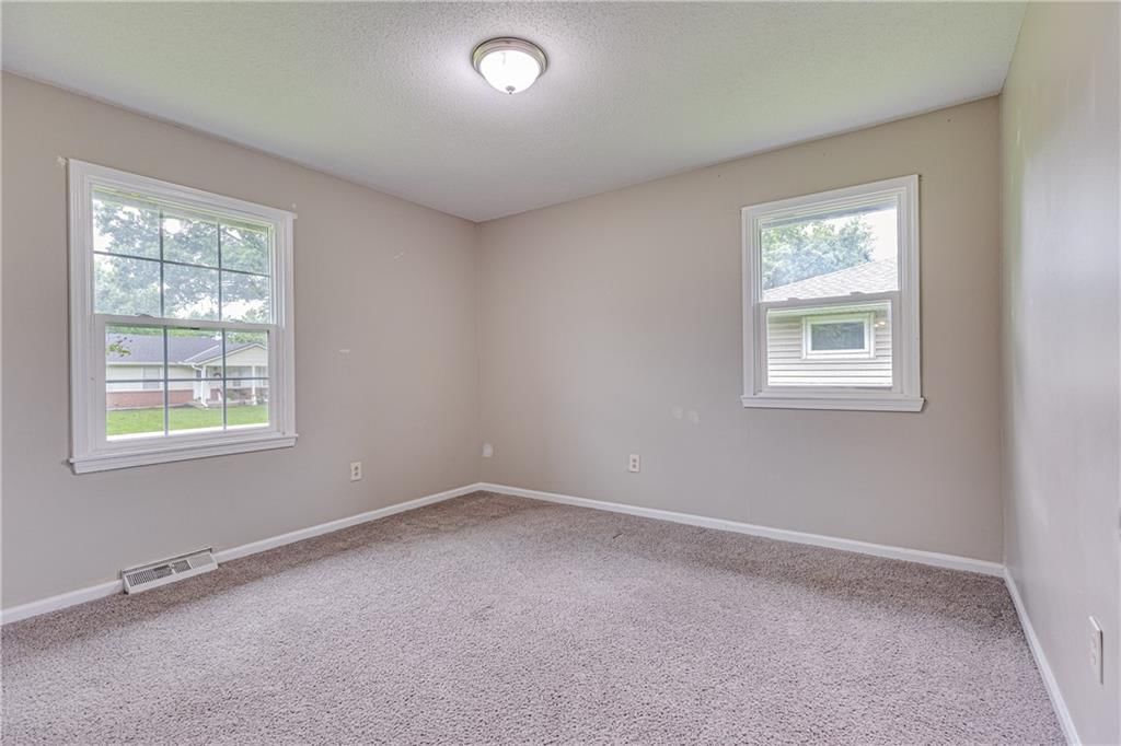 818 Sycamore Street — photo 26