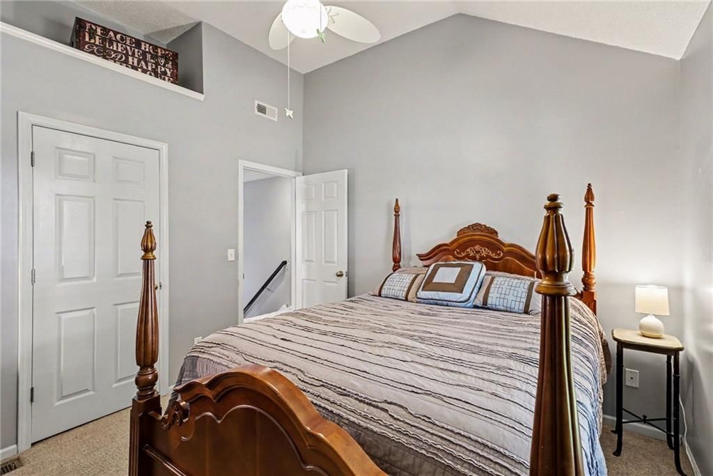 15249 W 139th Terrace — photo 19