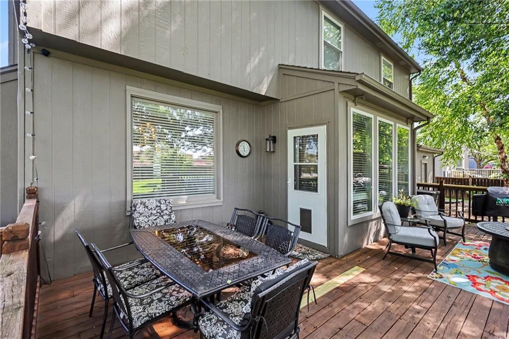 15249 W 139th Terrace — photo 33