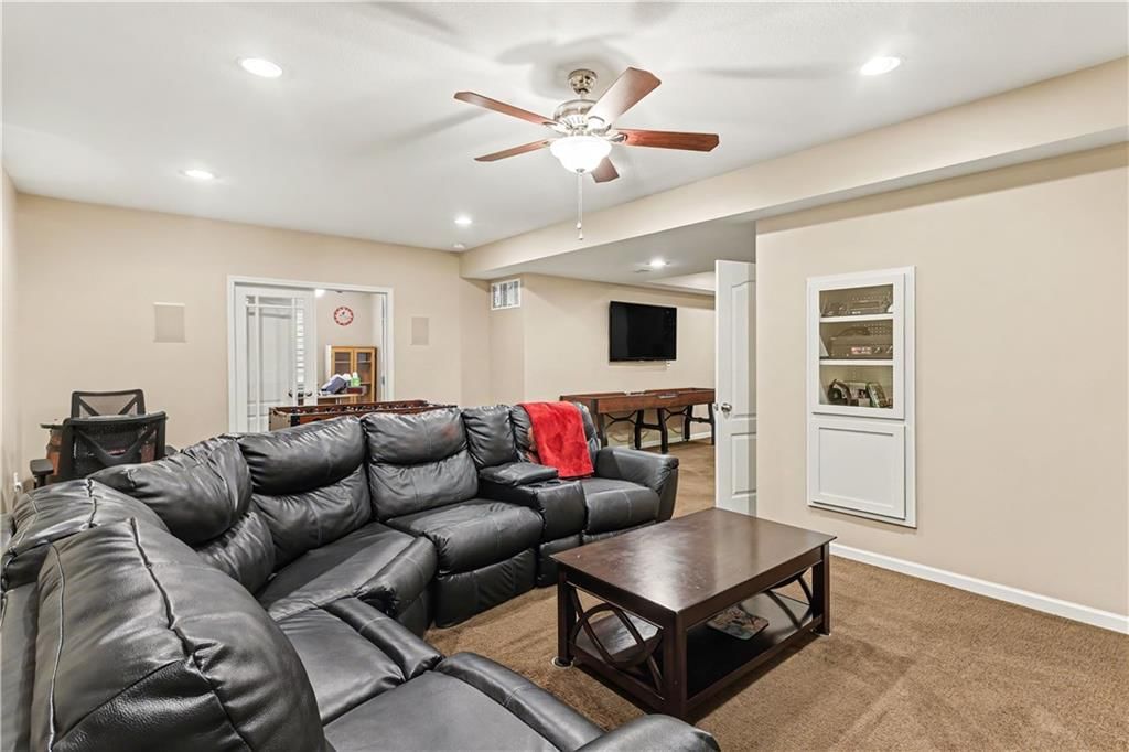 22504 W 55th Terrace — photo 31