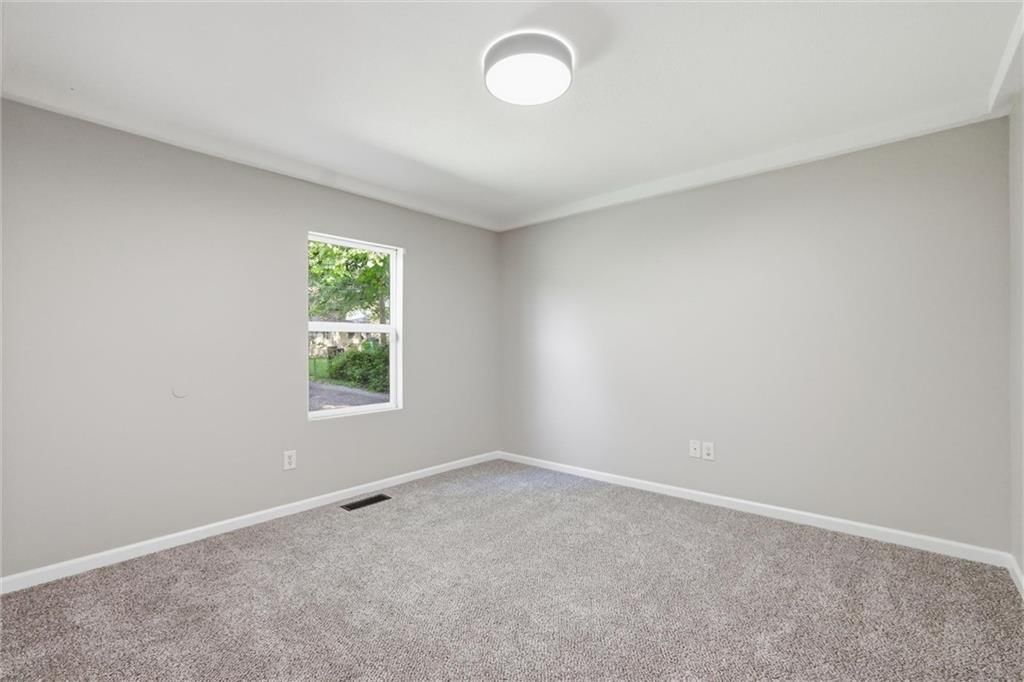 3002 N 121 Terrace — photo 13