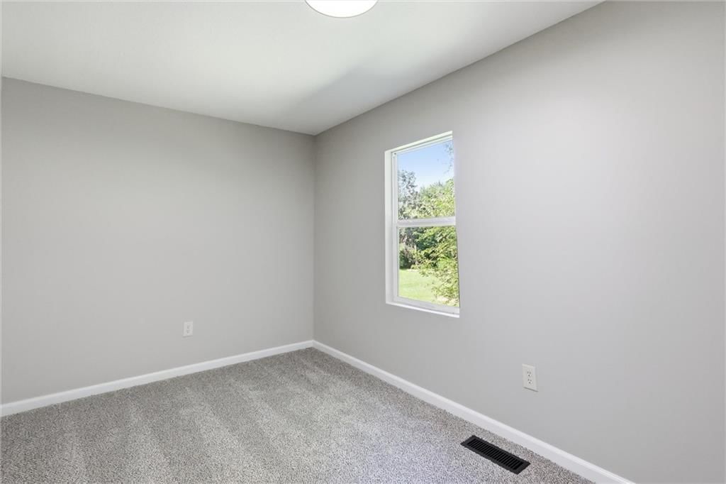 3002 N 121 Terrace — photo 17
