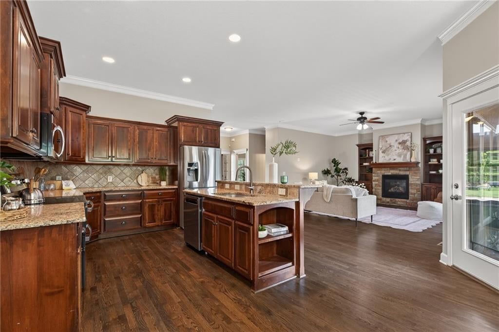 Photo 22 of 46 - 18425 W 193 Terrace, Spring Hill, KS 66083