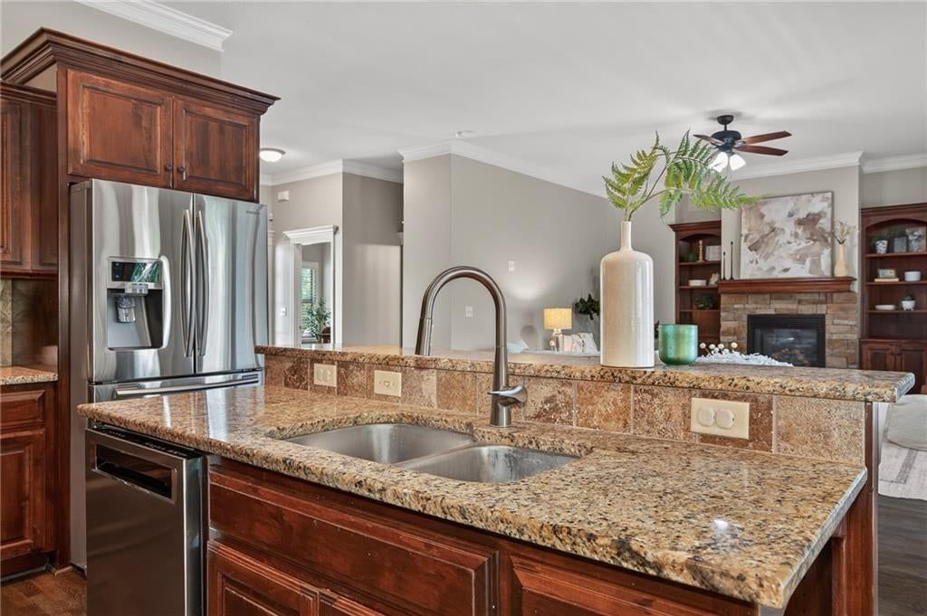 Photo 23 of 46 - 18425 W 193 Terrace, Spring Hill, KS 66083