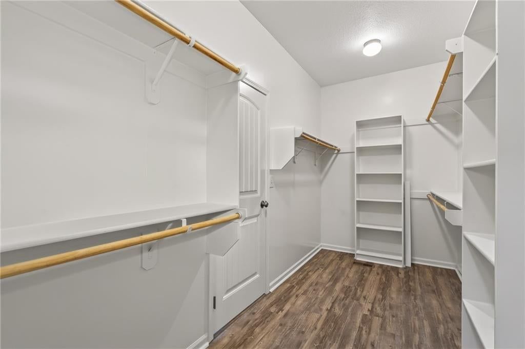 Photo 34 of 46 - 18425 W 193 Terrace, Spring Hill, KS 66083