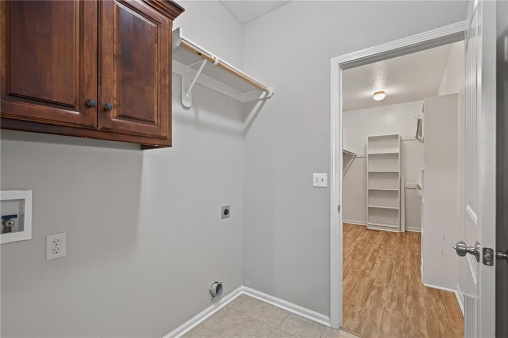 Photo 35 of 46 - 18425 W 193 Terrace, Spring Hill, KS 66083