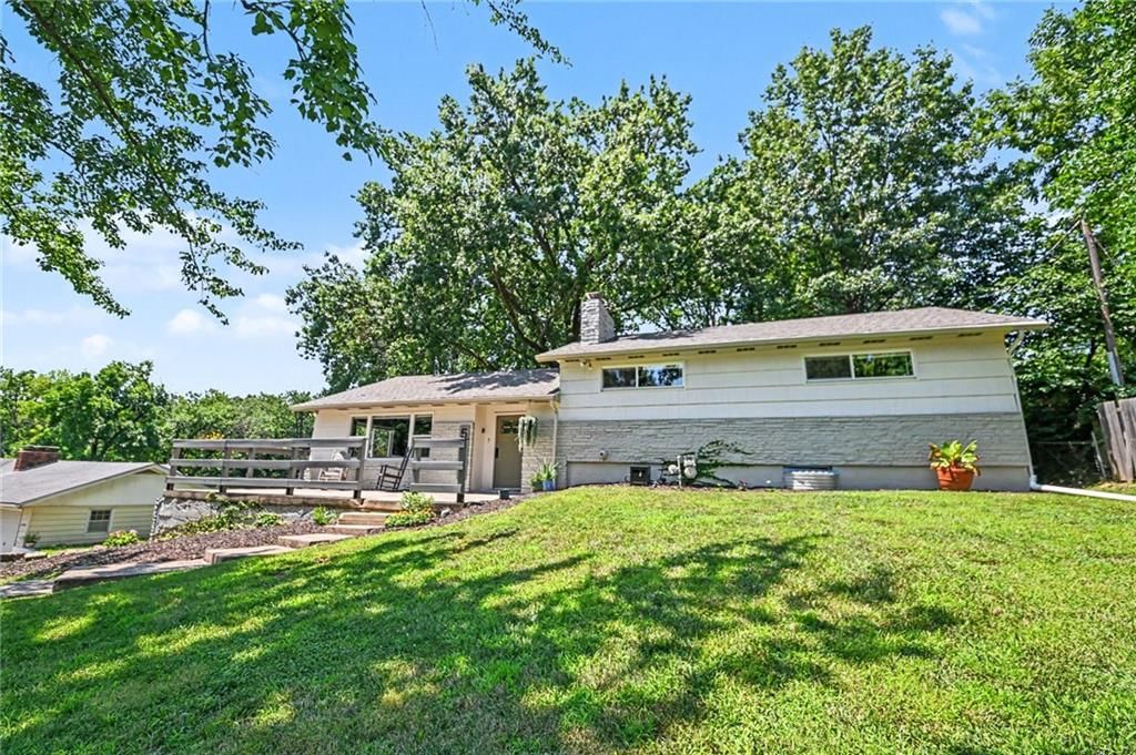 5808 NW Hutson Road — photo 2