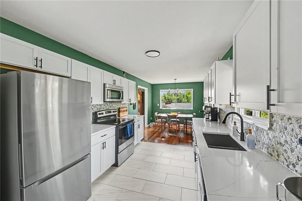 5808 NW Hutson Road — photo 10
