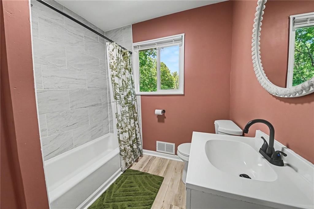 5808 NW Hutson Road — photo 14