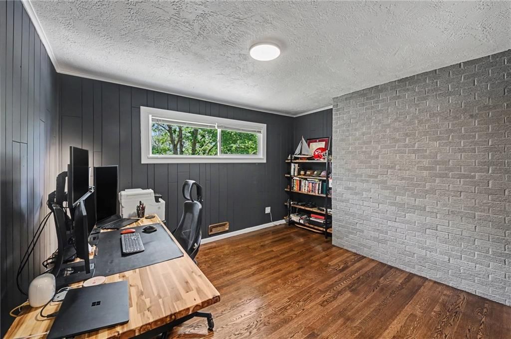 5808 NW Hutson Road — photo 19