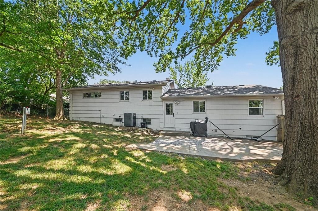 5808 NW Hutson Road — photo 33