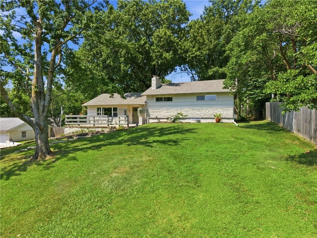 5808 NW Hutson Road — photo 39
