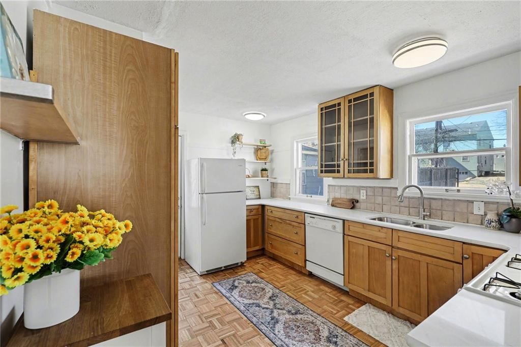 7234 Baltimore Street — photo 13