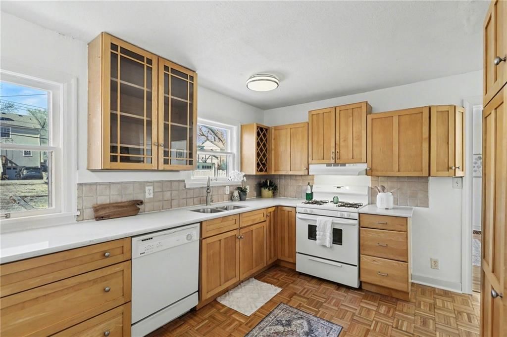 7234 Baltimore Street — photo 14