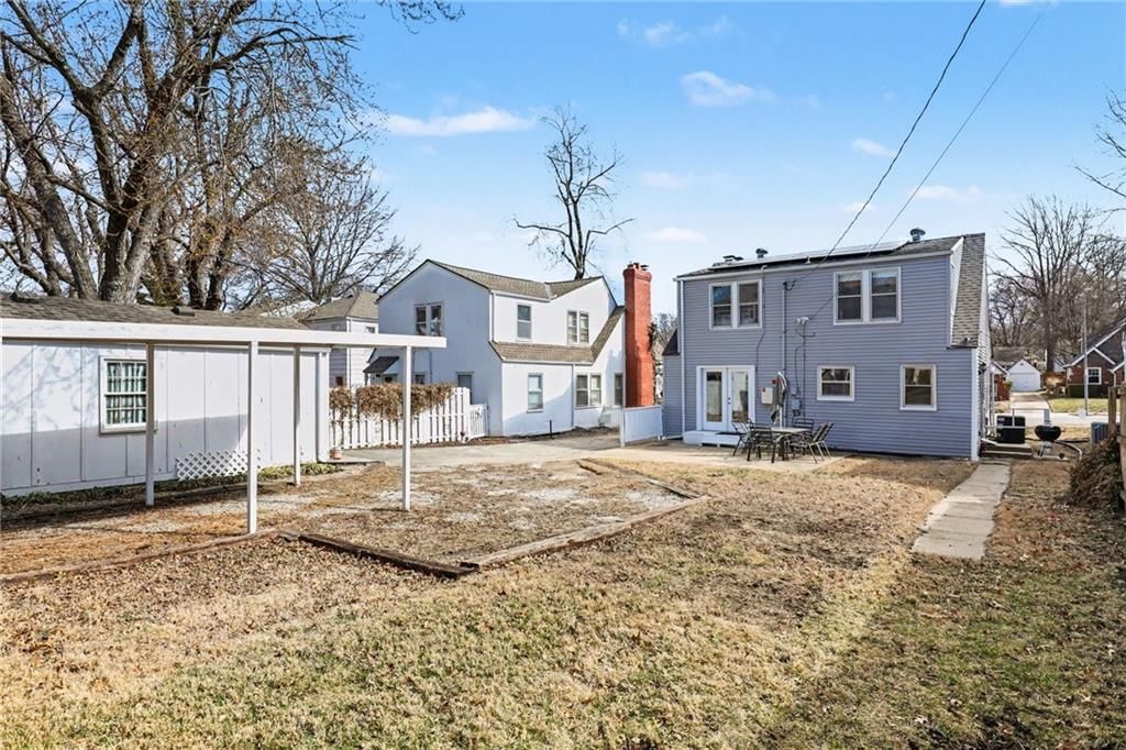 7234 Baltimore Street — photo 28