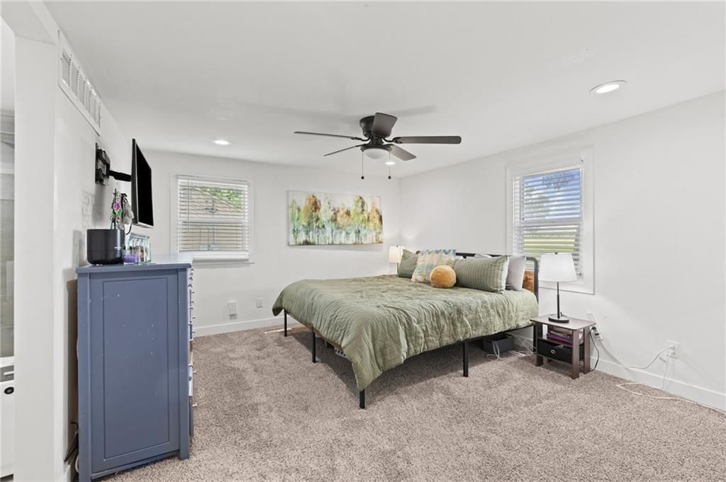 3003 E 171st Street — photo 11