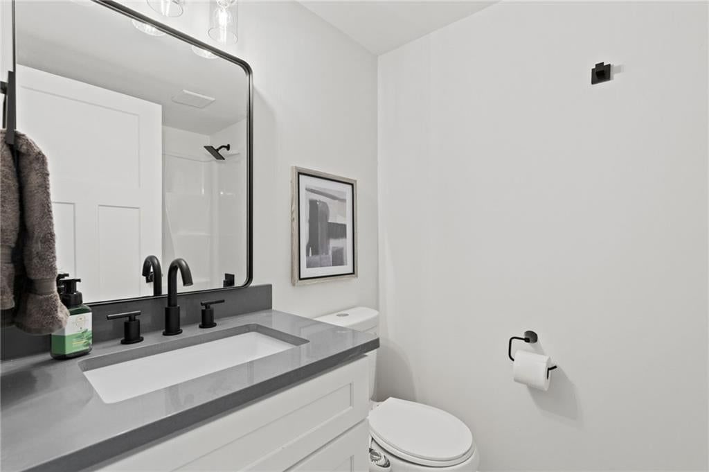 3003 E 171st Street — photo 17