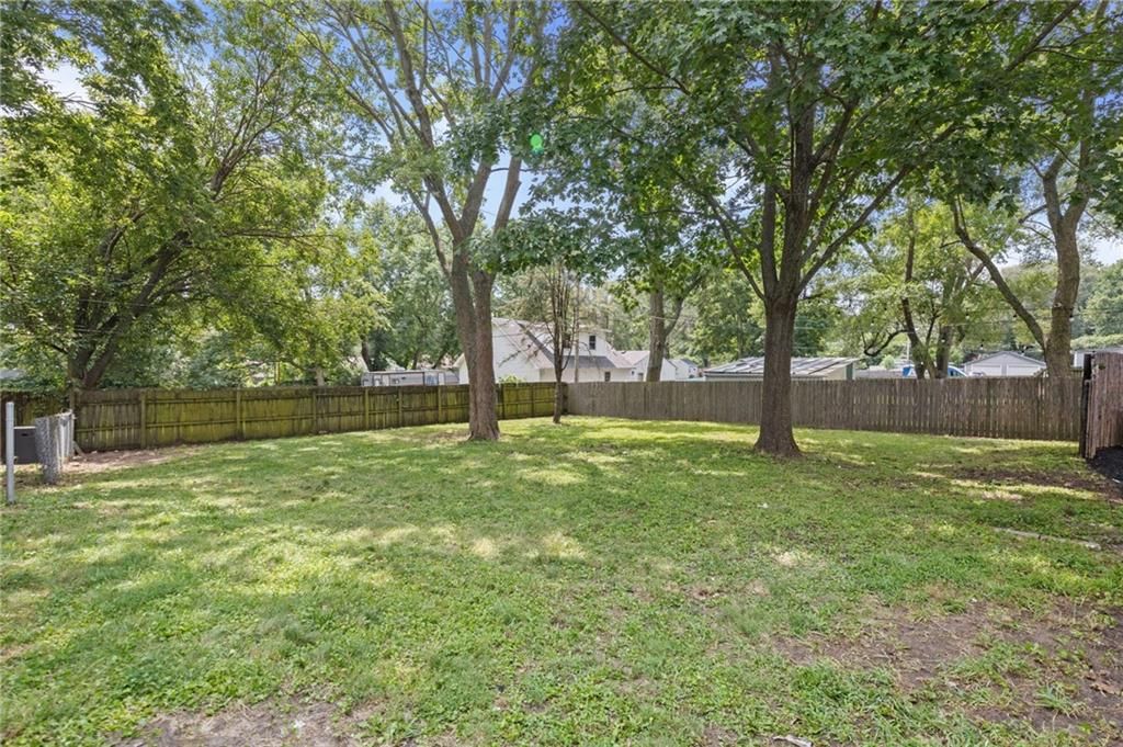 3003 E 171st Street — photo 29