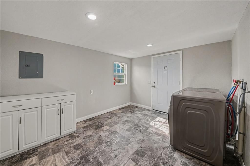 121 S Water Street — photo 20