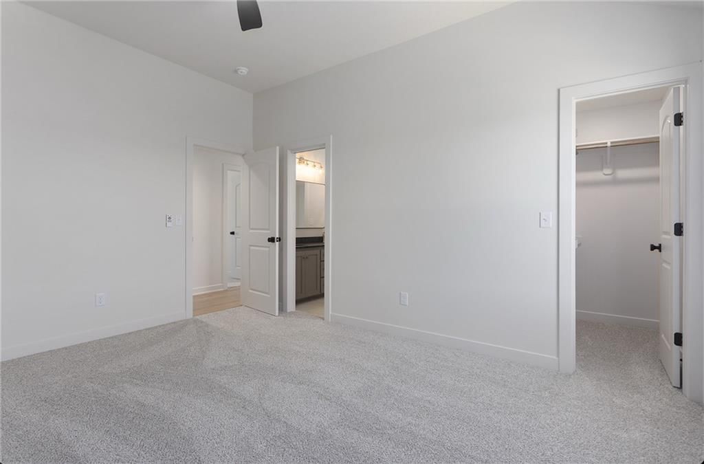 2334 Foxtail Drive — photo 9