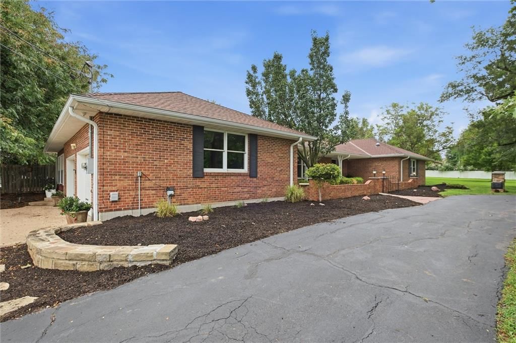 12444 Leavenworth Road — photo 6