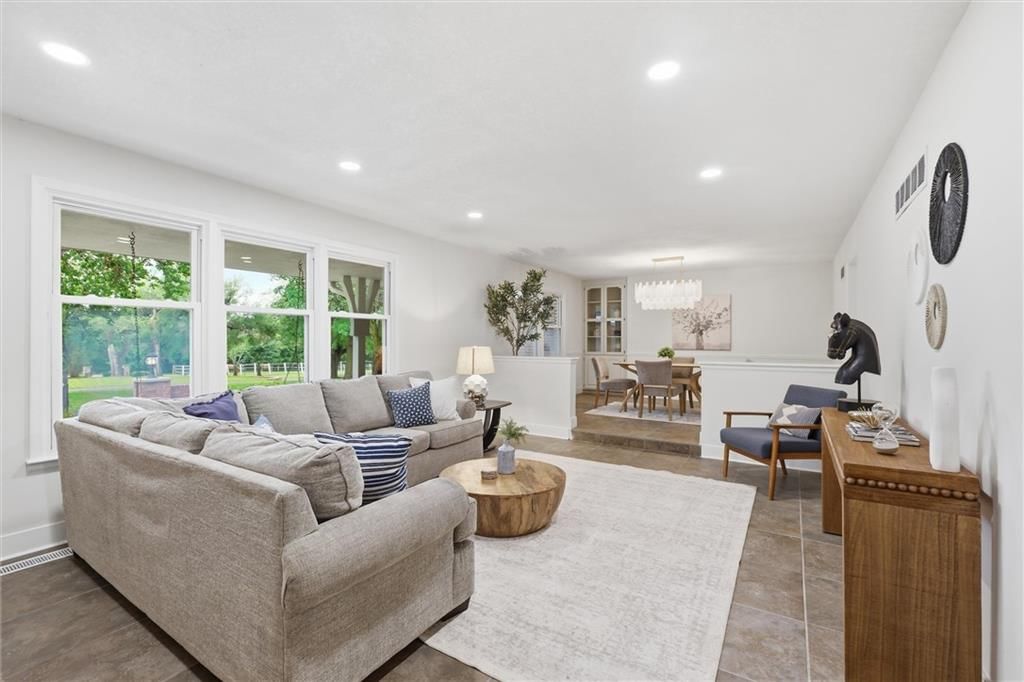 12444 Leavenworth Road — photo 11