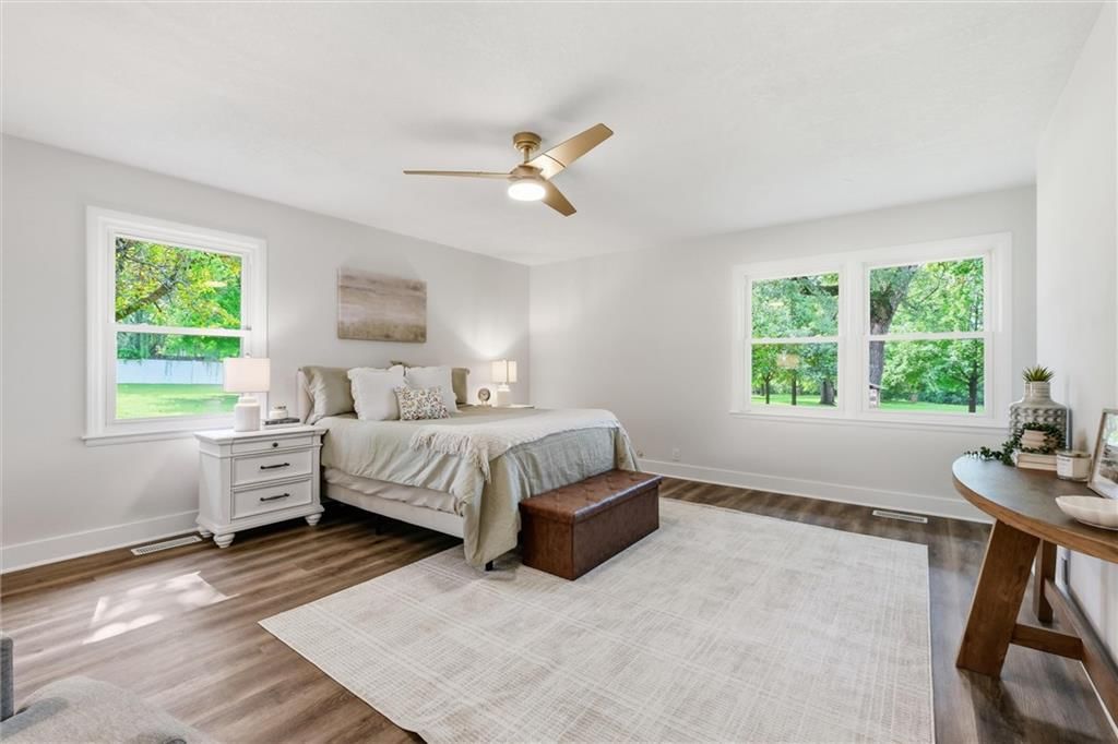 12444 Leavenworth Road — photo 31